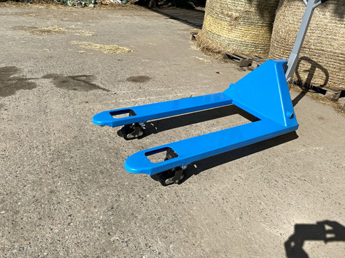 Manual pallet truck - manual, /