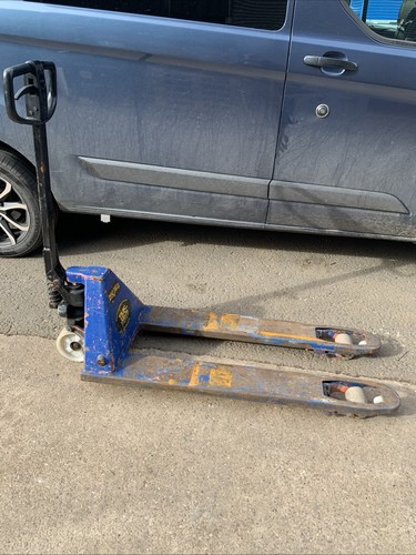 Pallet truck 2500kg - truck,