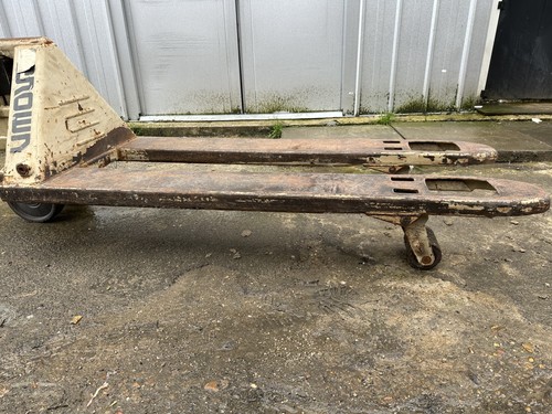 2000kg capacity hand pallet - capacity,